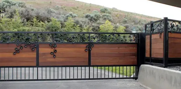 Vertical Lift Gate Rancho Santa Rosa Plateau